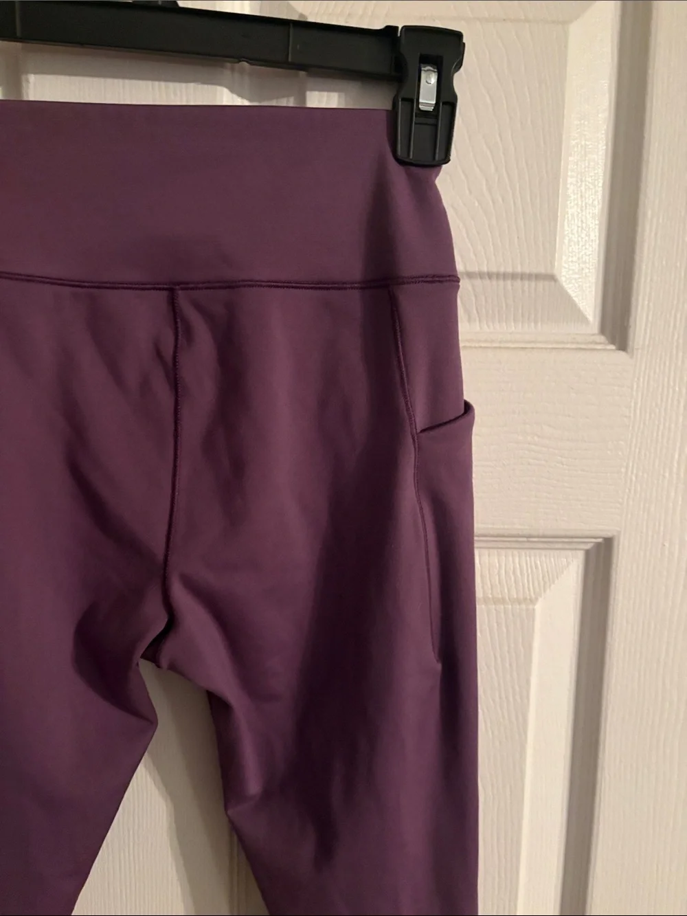 Girls Old Navy Purple Active Leggings with Side Pockets